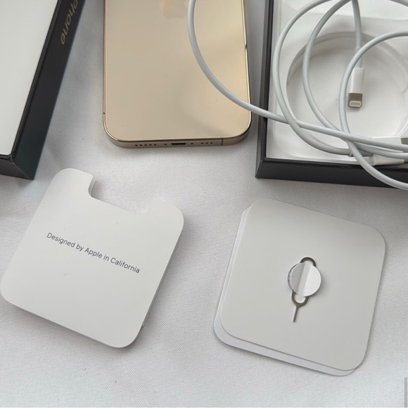 Iphone 13 Pro Gold - Picture 8 of 8